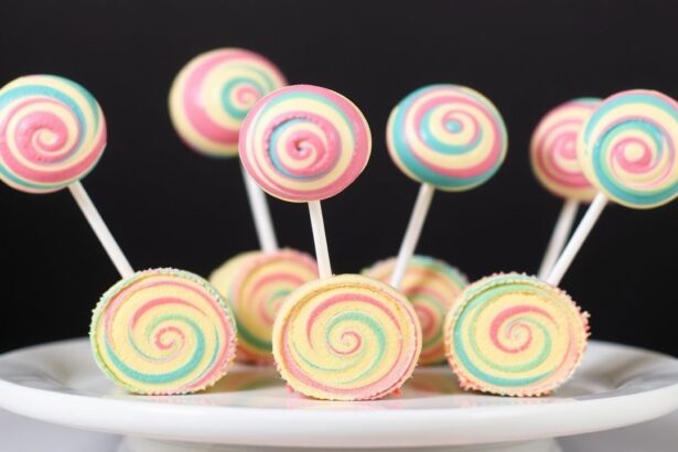 - Irresistible Rattle Cake Pops: Sweet Treats for Baby Shower