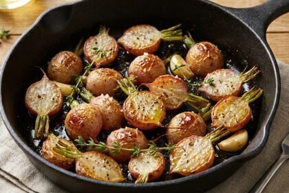 Irresistible Roasted Radishes: Your Tasty Low-Carb Potato Swap