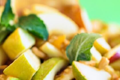 Crunchy & Sweet: Healthy Apple Nachos with Peanut Drizzle