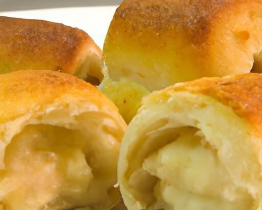 Melty Cheese-Stuffed Bread Rolls: A Savory Delight Recipe
